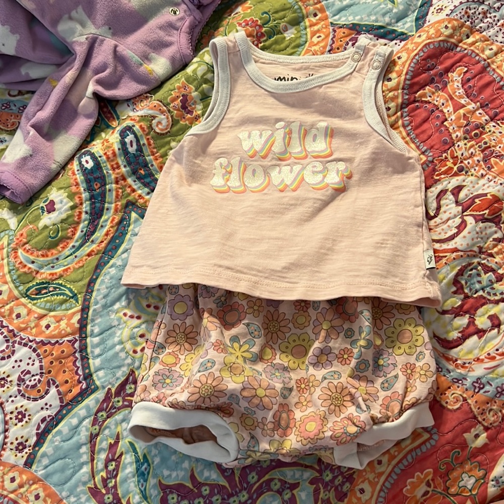 NWOT Mini Heroes 2piece outfit